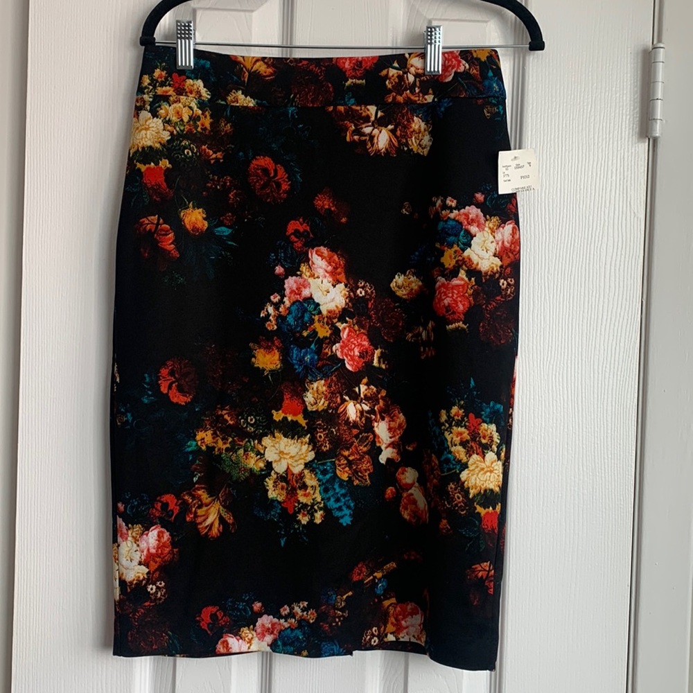 Cynthia Rowley Floral Stretch Skirt NWT